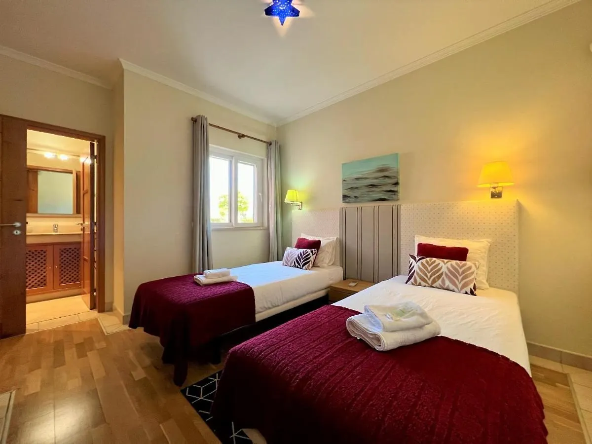 Vilamoura Victoria Gardens With Pool By Homing Apartment